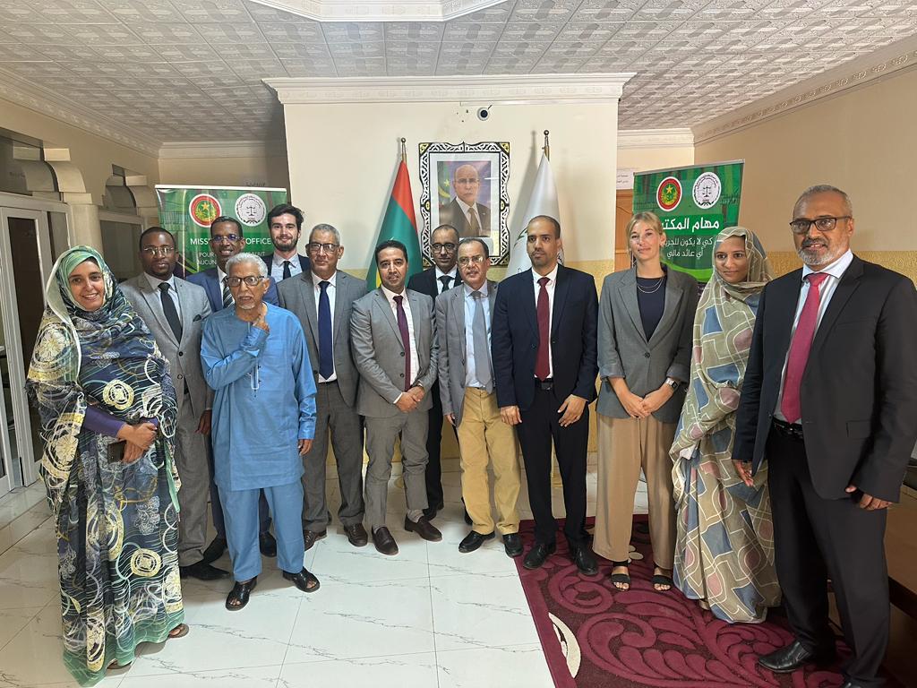 صورة جماعية للخبراء